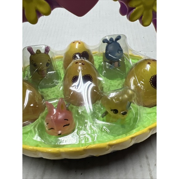 Hatchimals CollEGGtibles Basket with 6 Hatchimals NEW Lamb Chick Easter - Picture 8 of 14